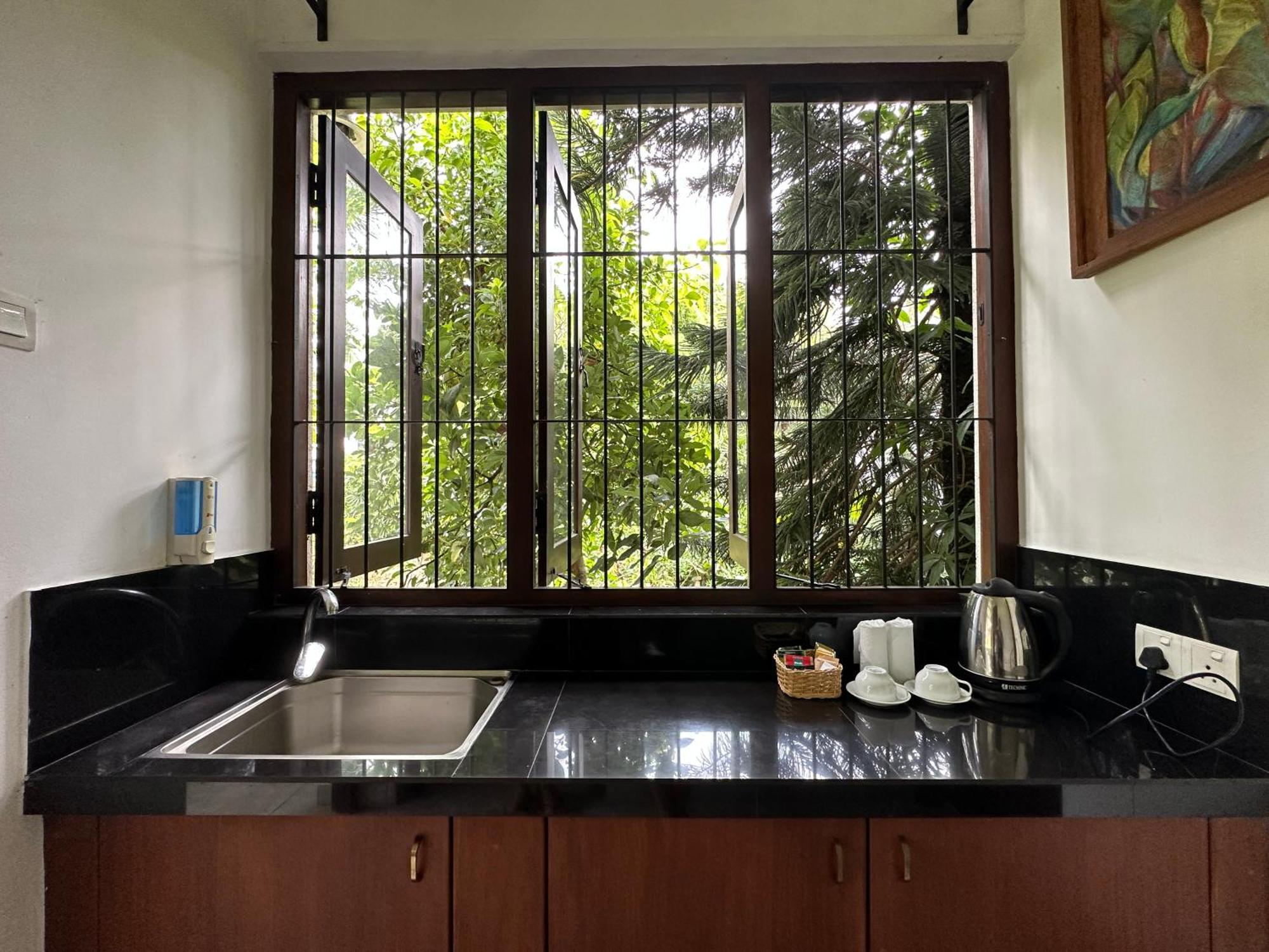 Rockydale Home Stay Канді Екстер'єр фото