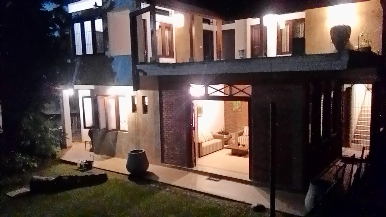 Rockydale Home Stay Канді Екстер'єр фото